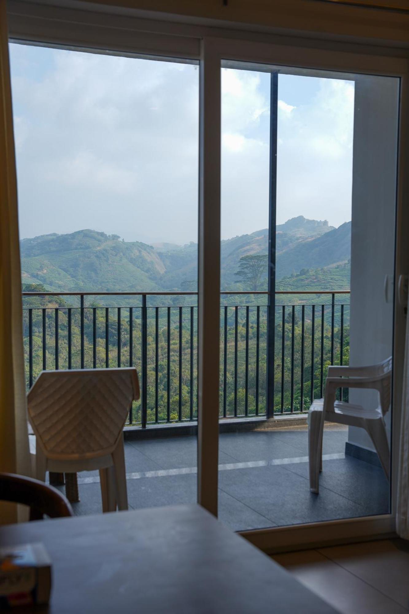 Vaga Nakshathra Suites Vagamon Εξωτερικό φωτογραφία